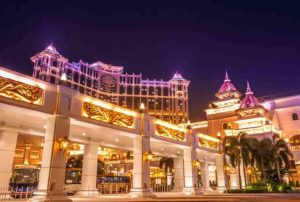 Golden Galaxy Hotel & Casino là điểm dừng chân tuyệt vời cho kỳ nghỉ của bạn
